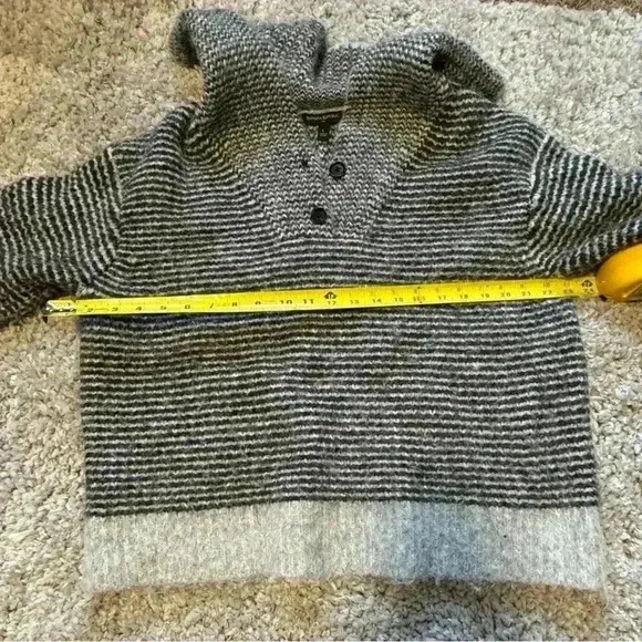 Banana republic oversized woman’s sweater large - Picture 7 of 10
